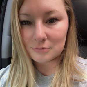 Meet your Posher, Lacy